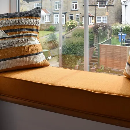 Elizabeth * Hinderwell